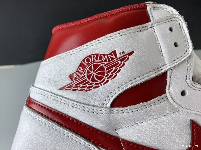 One Kick Red Air 555088-103 Jordan 1 Metallic Retro (2017) 0806